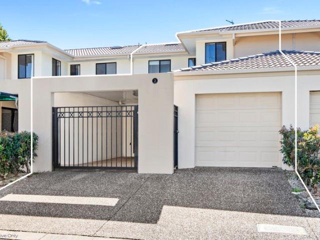 Townhouse for sale in Fernbrook, Queensland