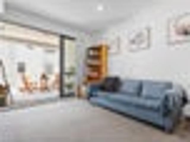 Townhouse for sale in Paremoremo