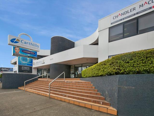 Office for rent in Toombul, Queensland