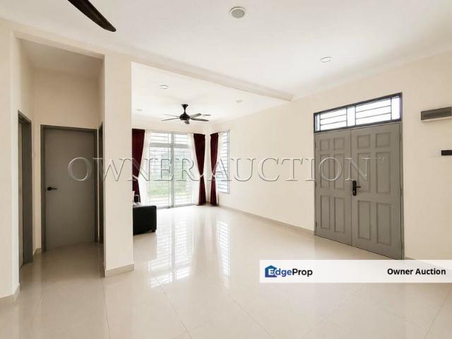 House for sale in Malaka
