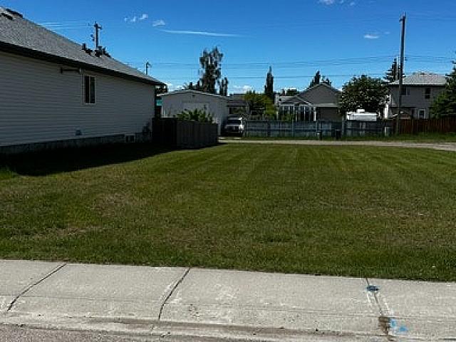 Land for sale in Strathmore, Alberta