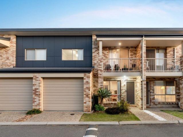 Townhouse for sale in Toombul, Queensland