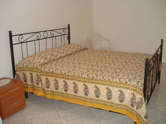 Appartamento in affitto a Capri Leone, Sicilia