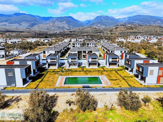 Edremit içerisinde satılık Villa