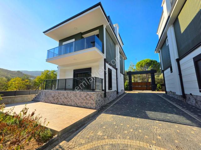 Edremit, Balikesir içerisinde satılık Villa