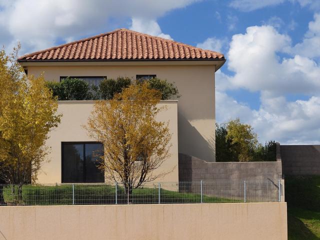 Maison vente à Lodève, Vailhauquès