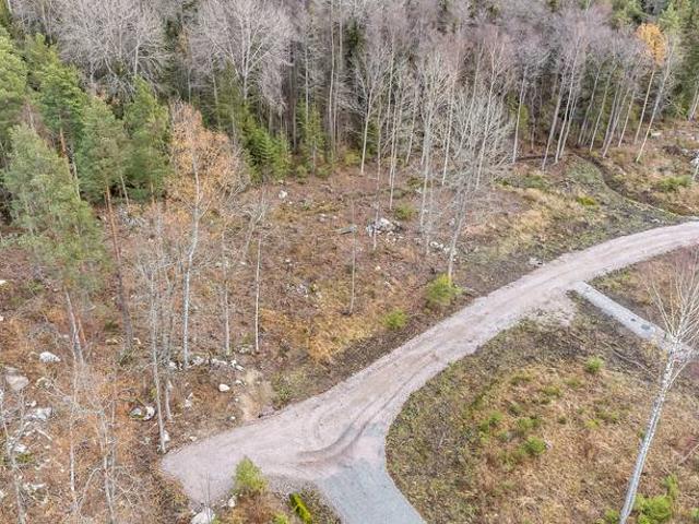 Tomt till salu i Uppsala