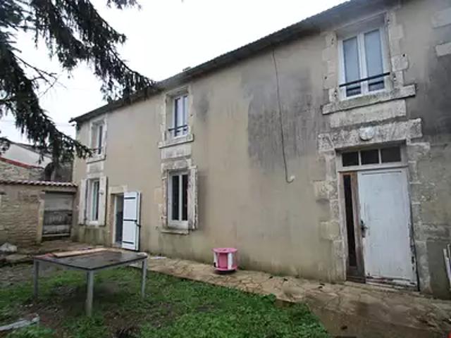 Maison vente à Cognac, Auge-saint-médard