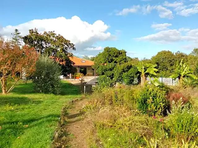 Maison vente à Confolens, Saint-angeau