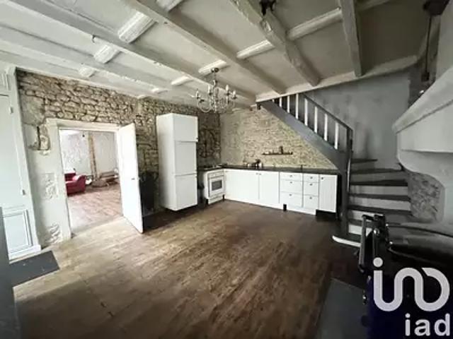 Maison vente à Confolens, Saint-angeau