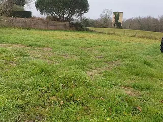 Terrain vente à France métropolitaine, Aubie-et-espessas