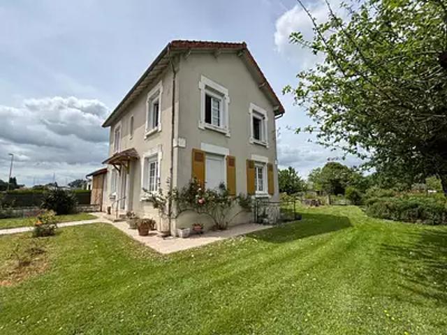 Maison vente à Bellac, Mézières-sur-issoire