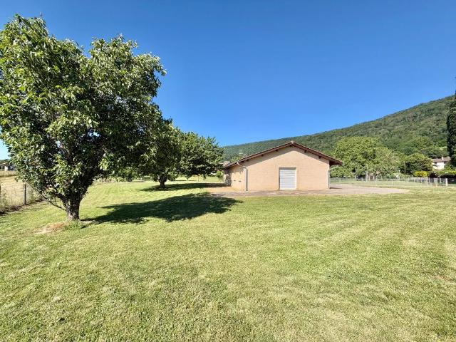 Maison vente à Bourg-en-Bresse, Auvergne-Rhône-Alpes