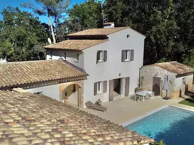 Maison location à Valbonne Village, Valbonne