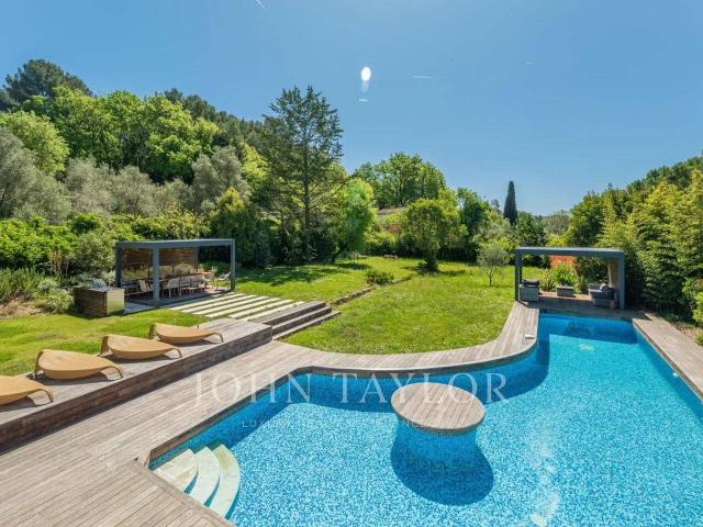 Maison vente à Valbonne