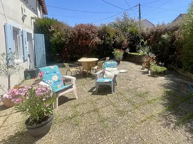 Maison vente à Niort, Hanc