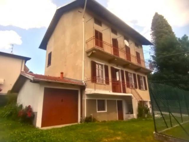 Casa in vendita a Valdilana, Piemonte