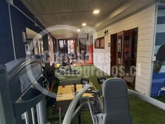 Valdivia, Sector comercial Isla Teja, Valdivia