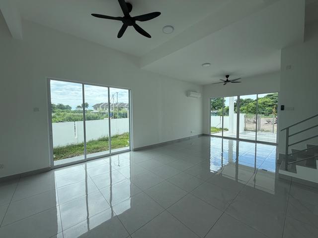 Terraced House for sale in Wellesley, Penang