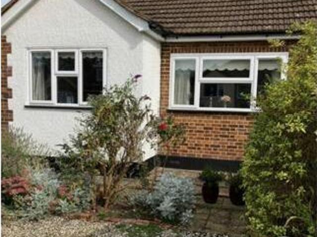 House for sale in Pilgrims' Hatch, Navestock Side