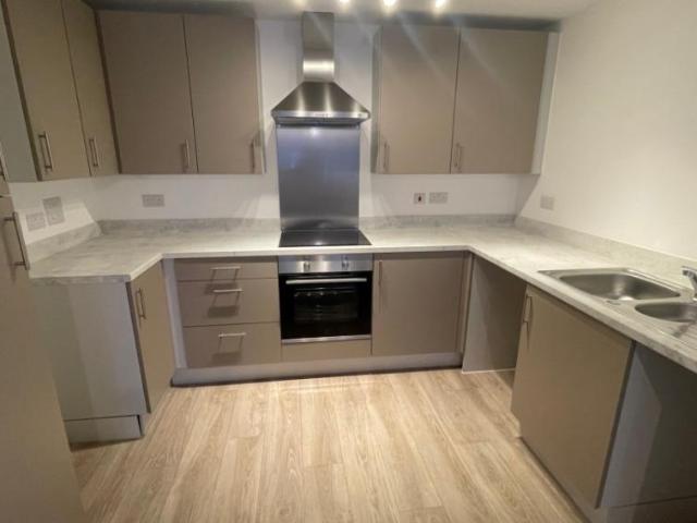 Apartment for sale in Aldershot, Hampshire