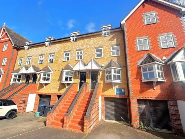 House for rent in Horsell, Woking