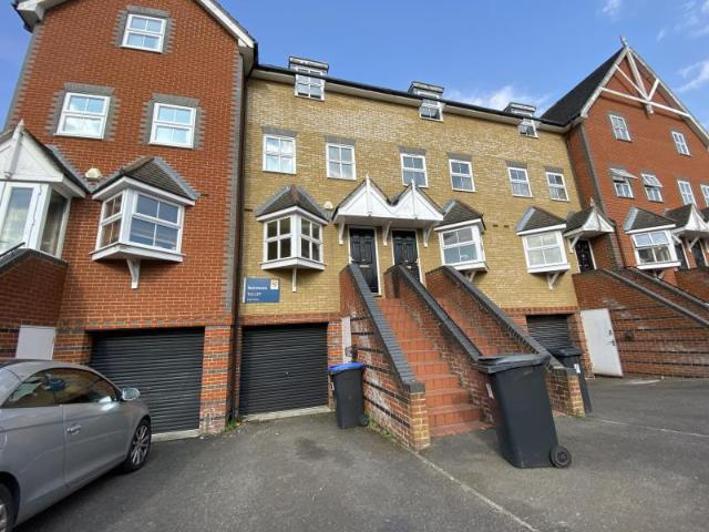 House for rent in Horsell, Woking