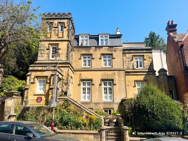 Apartment for rent in Broadwater Down, Sandown Park