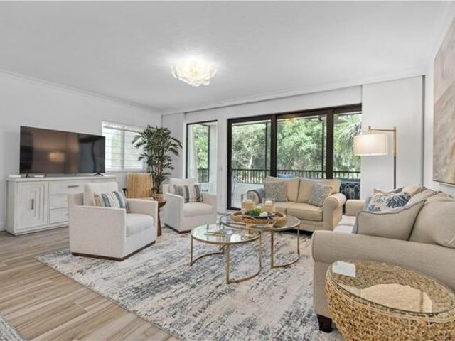 Condo for sale in Naples