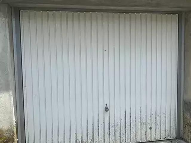 Garage vente à Valence