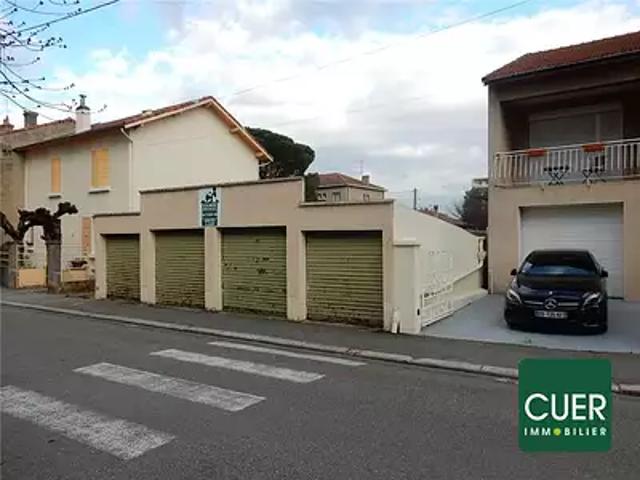 Garage location à Valence