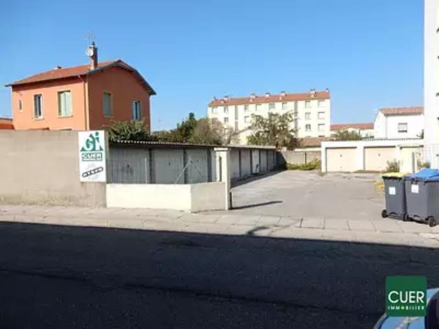 Garage location à Valence