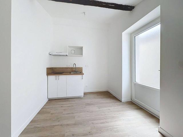 Studio location à Barnave, Valence