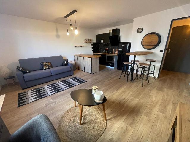 Studio location à France métropolitaine, Valence