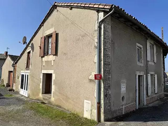 Maison vente à Montmorillon, Ceaux-en-couhé