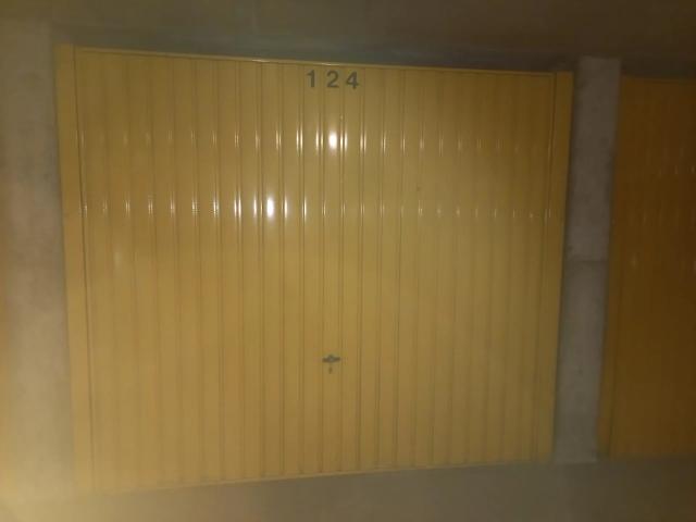 Garage location à Valence