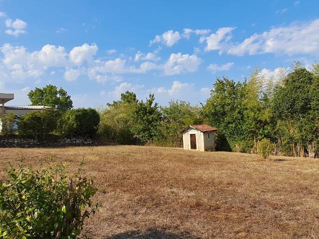 Terrain vente à Condom, Valence-sur-baïse