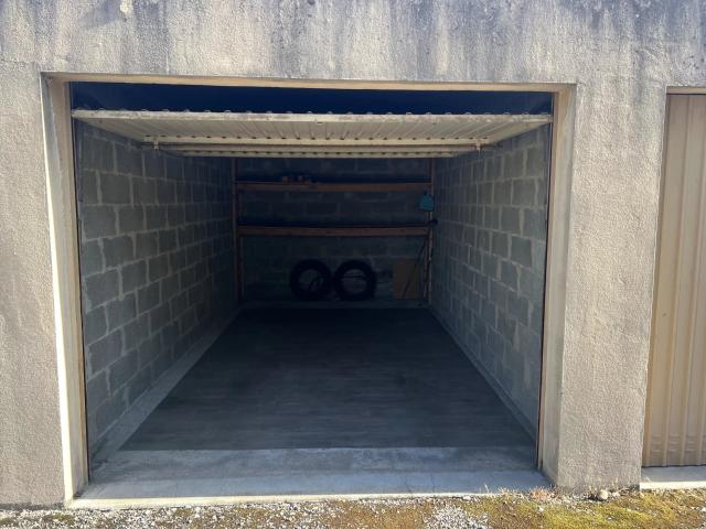 Garage vente à Valence