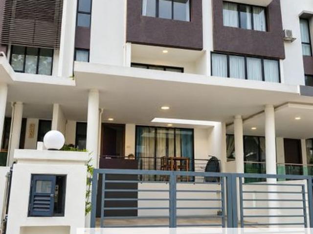 House for sale in Valencia, Majlis Perbandaran Selayang