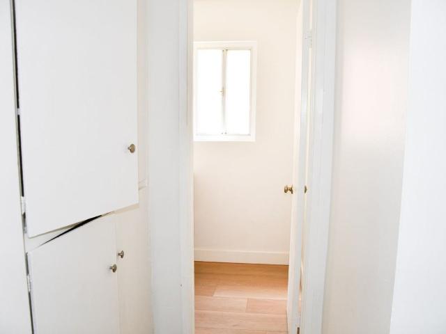 Apartment for rent in Costa Mesa, California