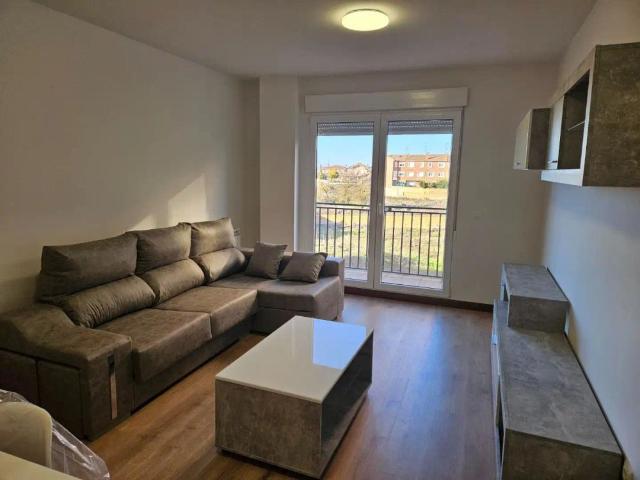 Apartamento en alquiler en Valencia de Don Juan, León