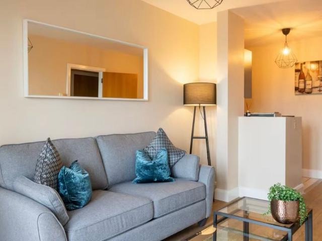 Apartment to rent in Bluebell, North Tipperary