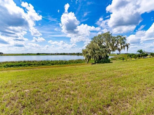 Land for sale in Auburndale Land for sale in Auburndale