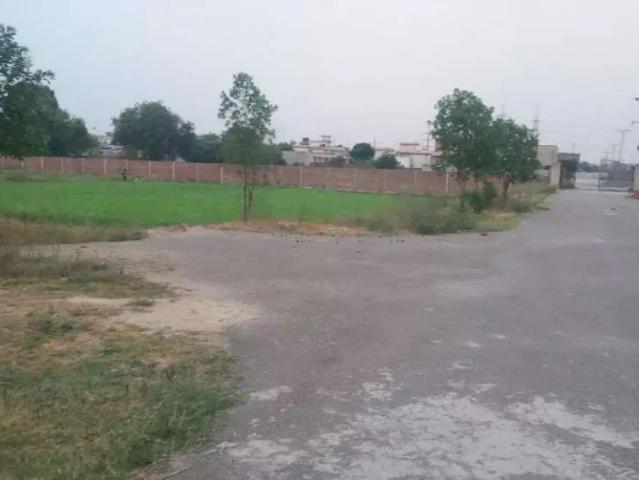Land for sale in Naz Town, لاہور ڈویژن