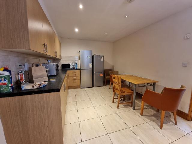 House for rent in Gipsy Lane Estate, The Slade