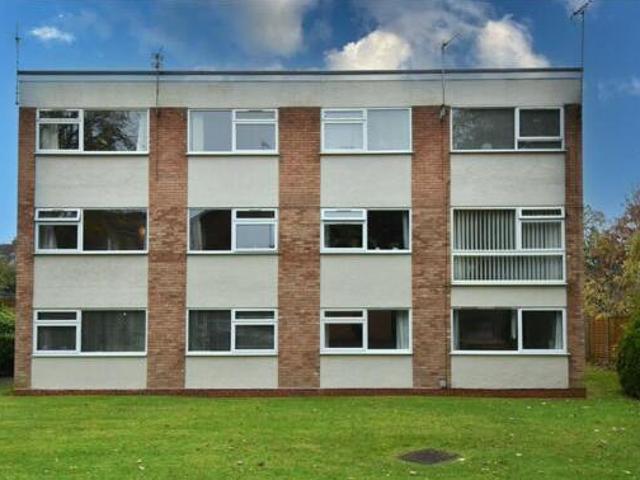 House for sale in Kings Heath, Wake Green