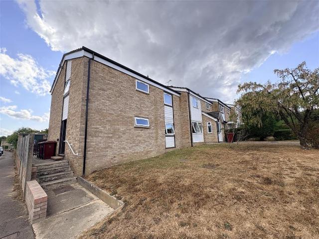 Apartment for rent in Northchapel, Littlecote
