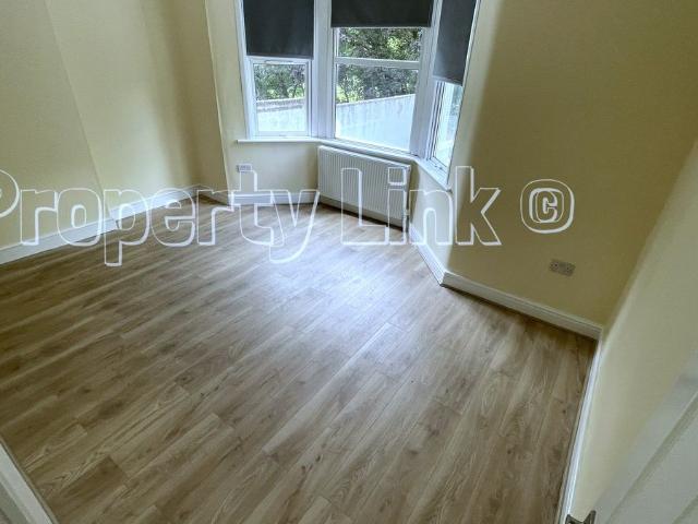 Apartment for rent in Gants Hill, Greater London