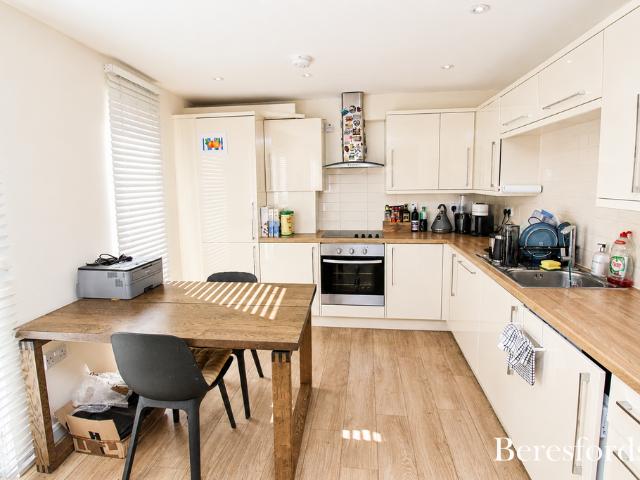 Apartment for rent in Shenfield, Brentwood