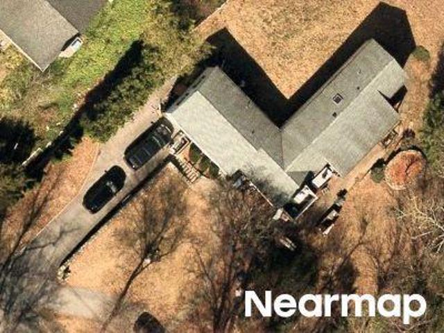 House for sale in Bedford Hills